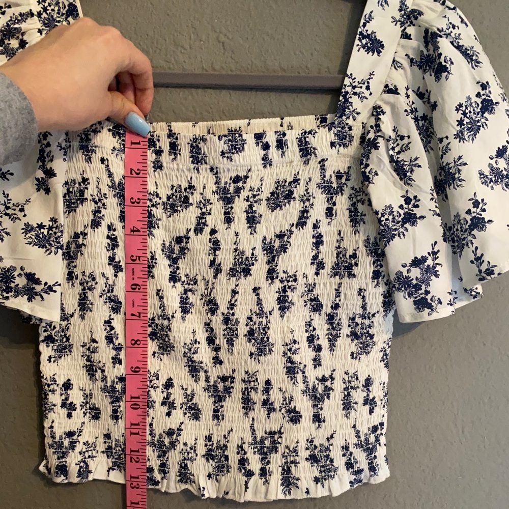 Spring Crop Top - Picture 5 of 8